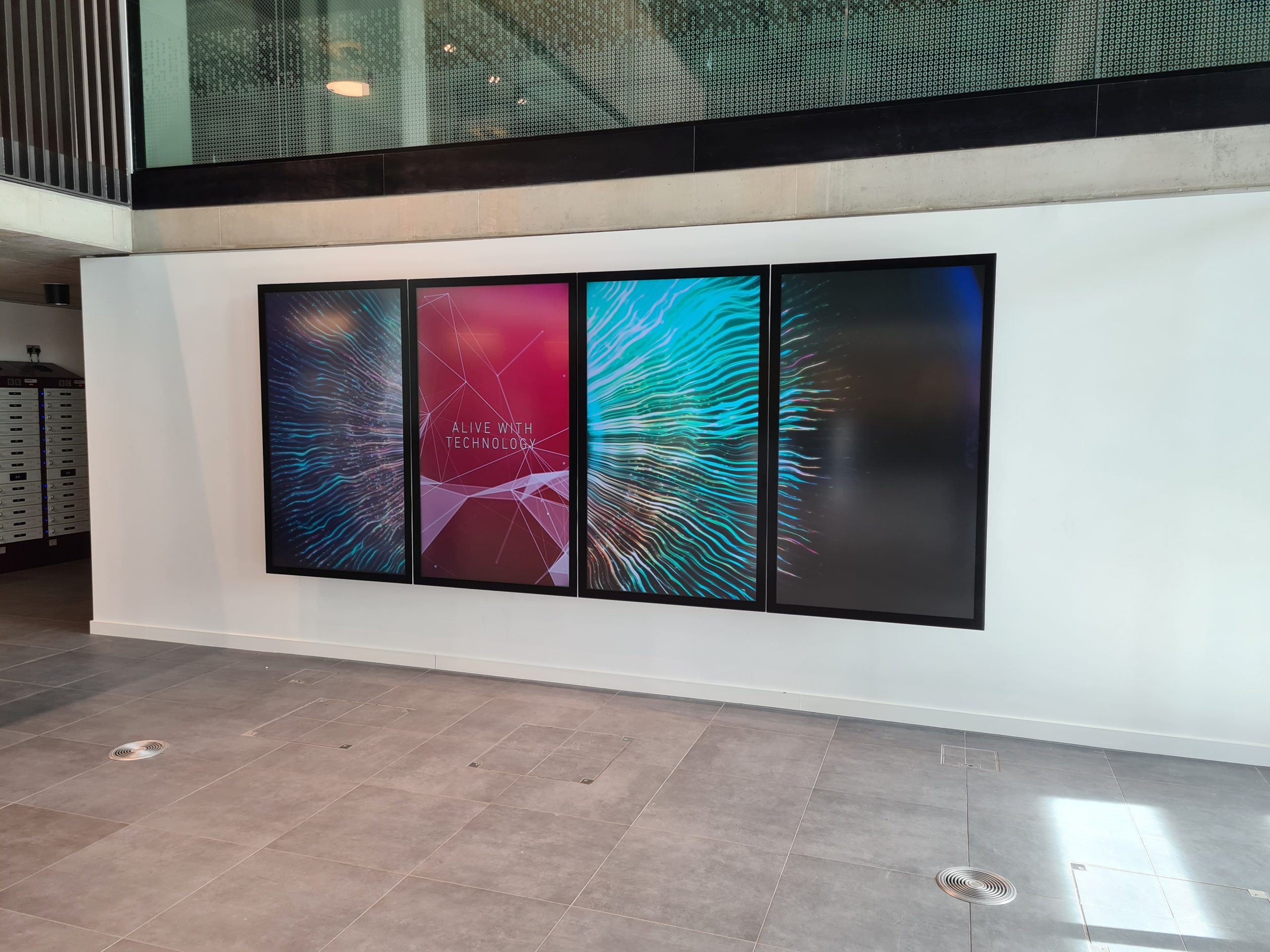 4x Portrait Digital Signage Screens Acting as One 